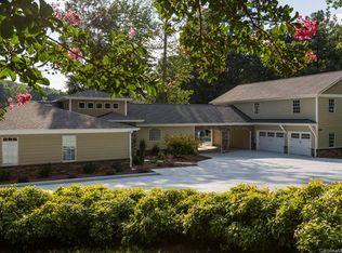 506 Oak Tree Rd, Mooresville, NC 28117