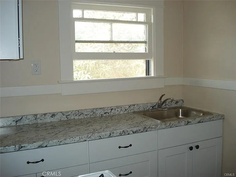 106 W Camile St #A — Photo 11