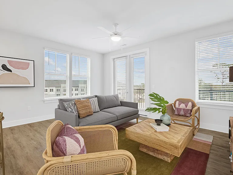 NOVEL Parkway by Crescent Communities — Photo 73