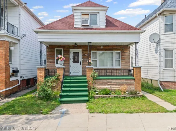 2089 Trowbridge St, Hamtramck, MI 48212