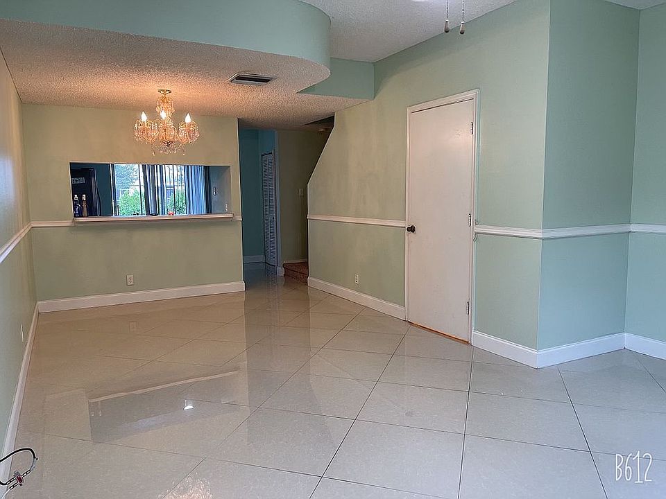 1st image of 8203 San Carlos Cir