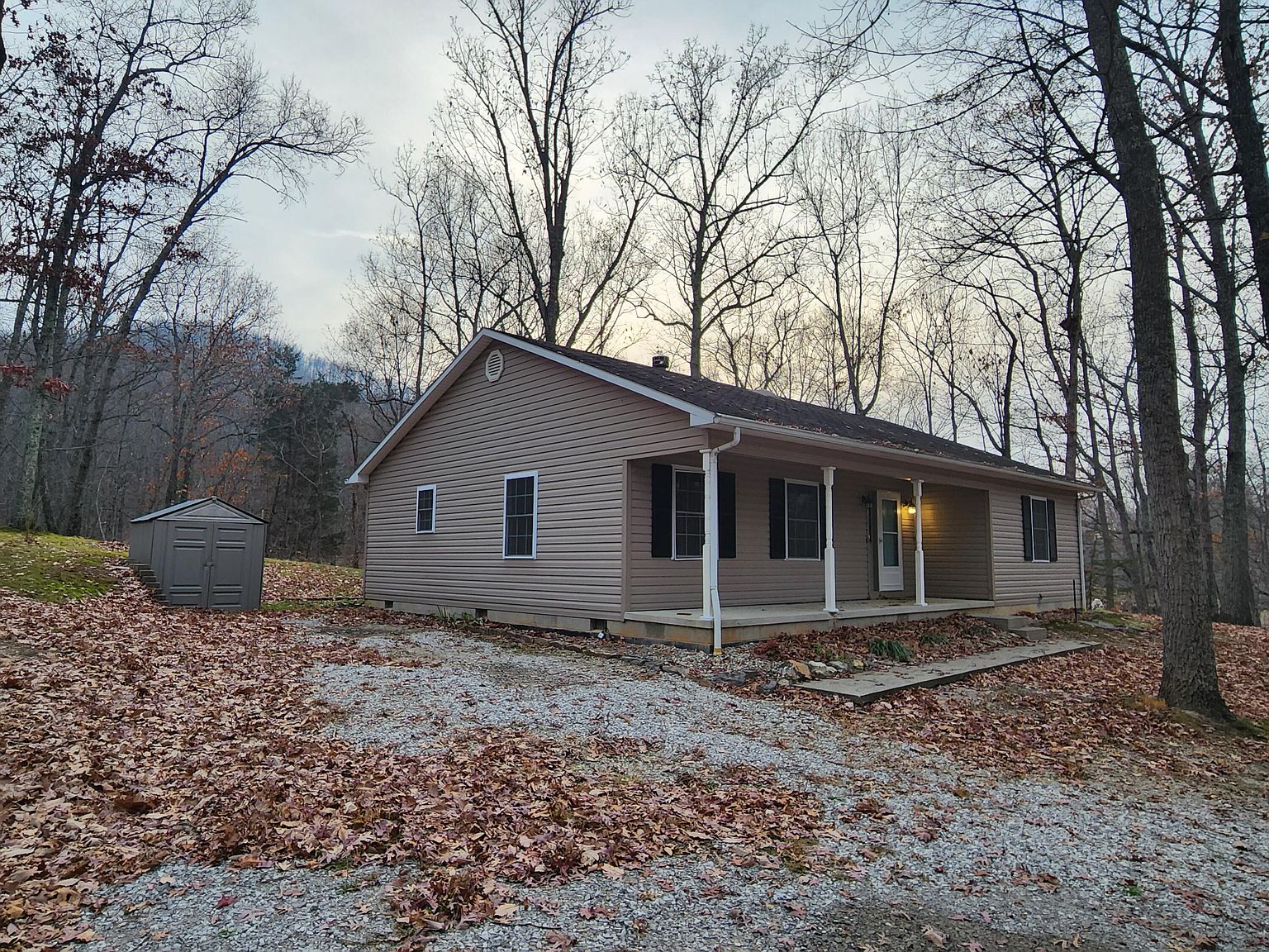 2708 Dreyfus Rd, Waco, KY 40385 Zillow