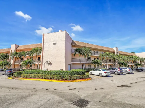 10402 Sunrise Lakes Boulevard #109, Sunrise, FL 33322