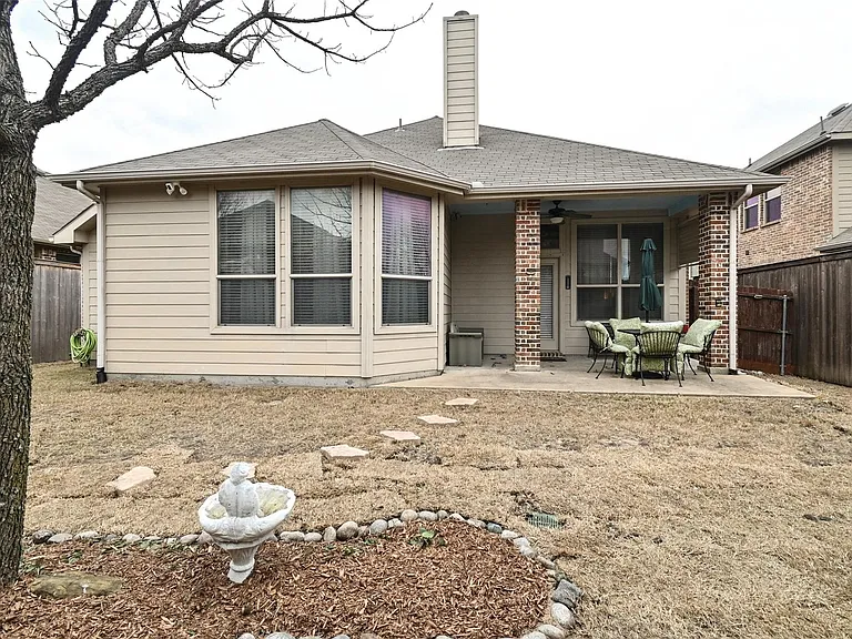 660 Payton Way — Photo 39