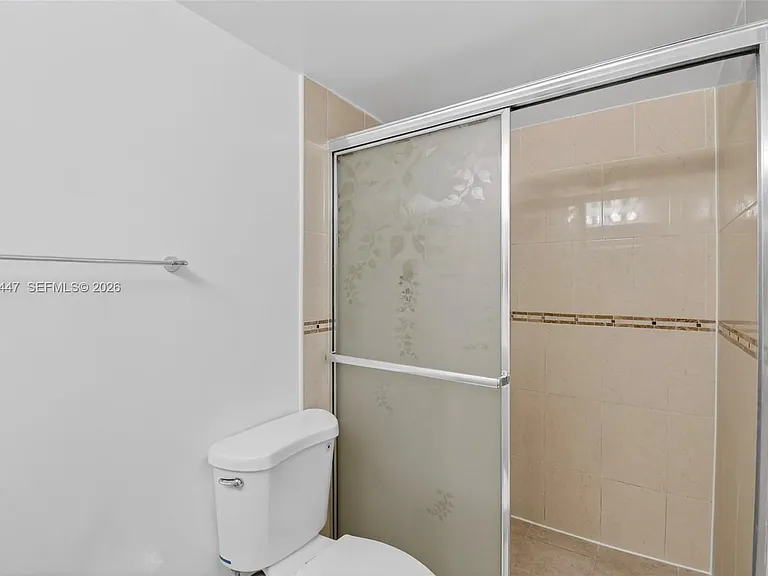 1710 NE 191st St #206 — Photo 32
