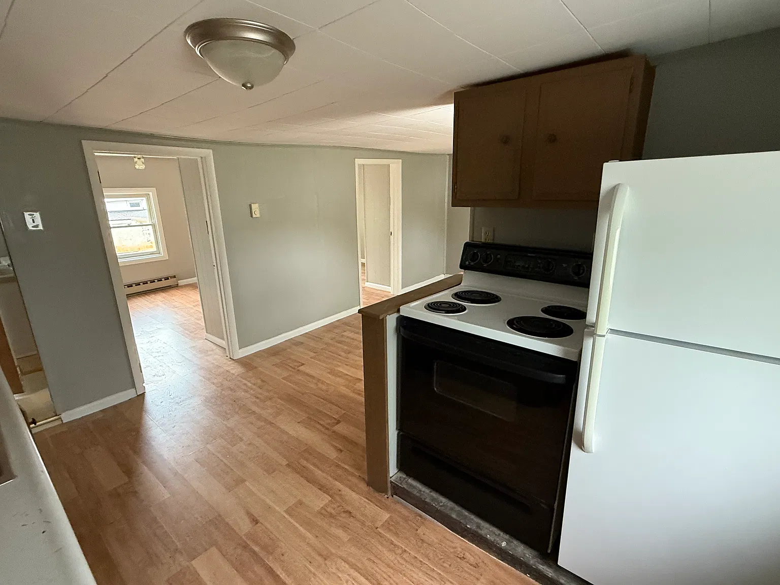 250 W 5th St — Photo 2