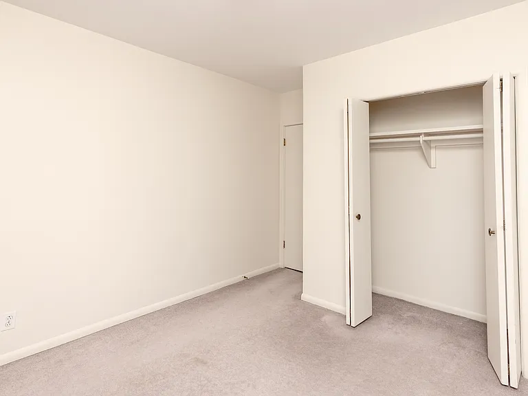 365 Edison Ave #202 — Photo 16