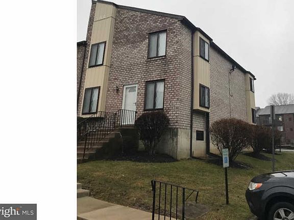 2nd image of 5200 Hilltop Dr #540