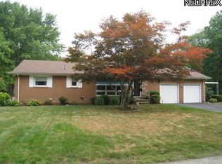 911 Plainview St SE, North Canton, OH 44709