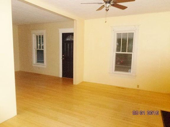 5th image of 314 Hoyt St