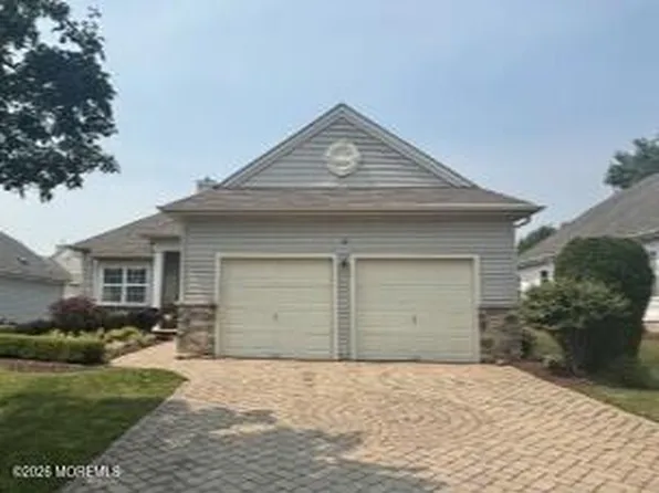 9 Derry Meeting Drive, Manalapan, NJ 07726