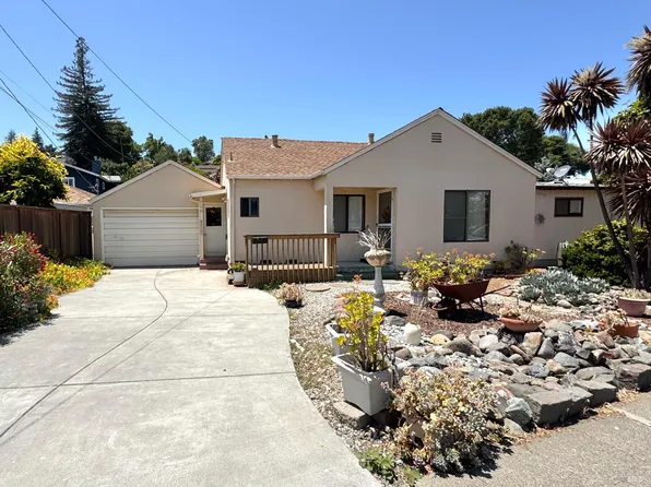 716 Mountain View Avenue, Petaluma, CA 94952