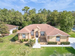 9 Cypress Blvd E, Homosassa, FL 34446