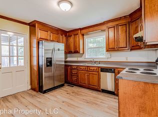 27 Lady Marion Ln, Greenville, SC 29607