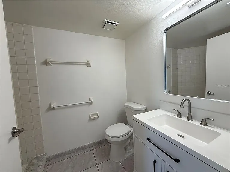 3900 Southpointe Dr #120 — Photo 18