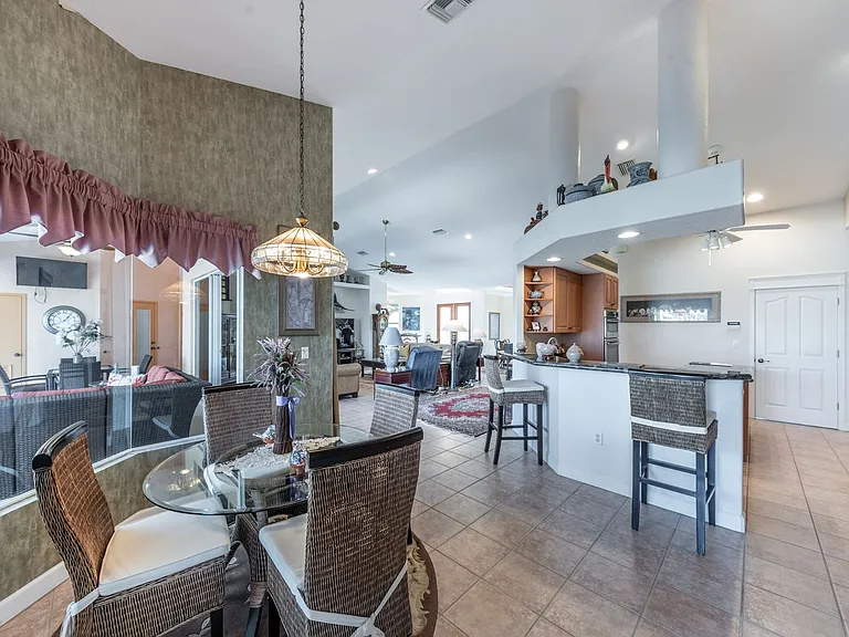 518 Saint Girons Ct — Photo 16