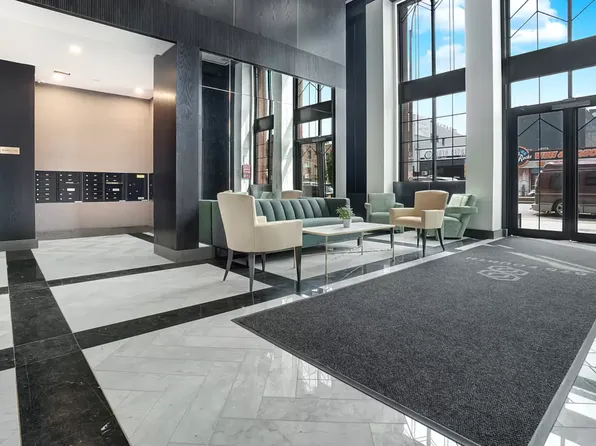 875 4th Avenue image 11 of 22