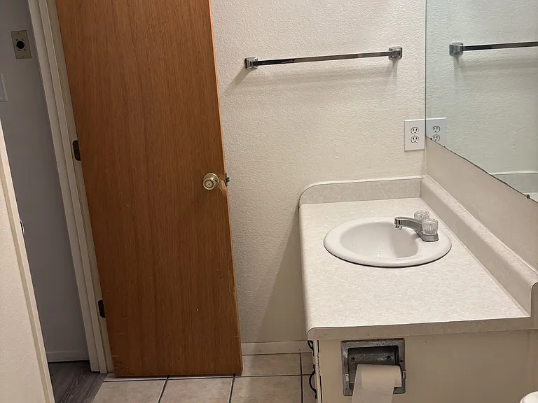 1228 Adams Ave #1228 — Photo 11