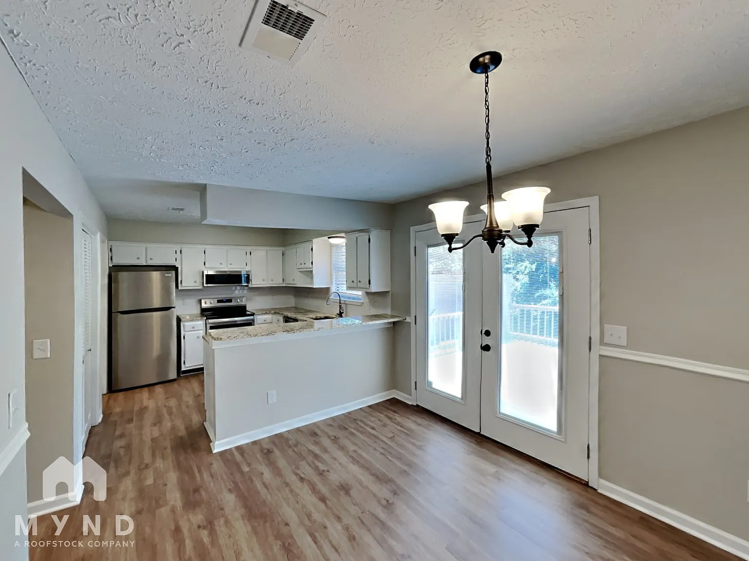 3 bed, 2.5 bath, 1495 sqft, $1,995 — Photo 4