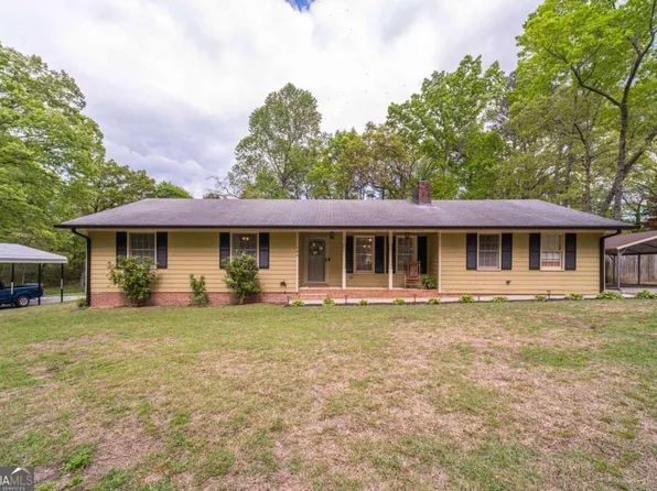 284 Zion Wood Rd, Loganville, GA 30052