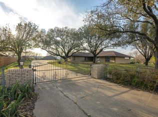 305 Paint Pony Trl N, Fort Worth, TX 76108