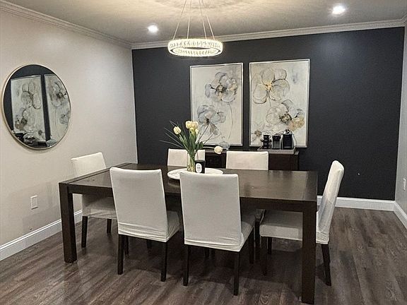 5th image of 5 Blackstone Dr APT 7