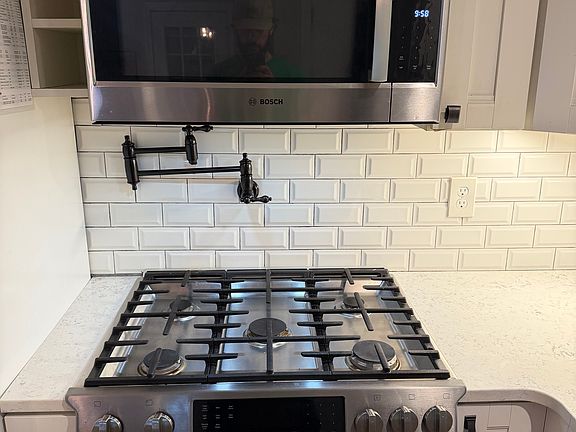 4th image of 2111 Hamilton St