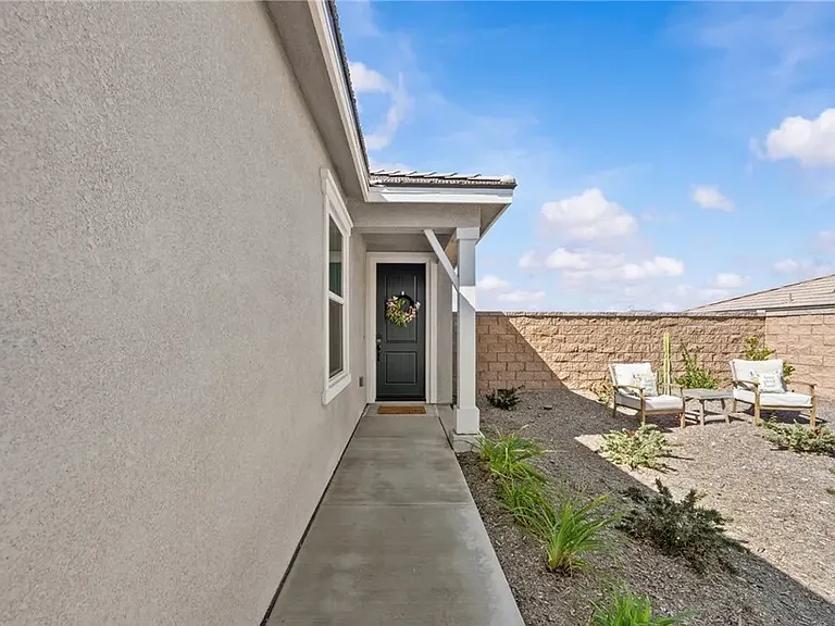 45123 Quicksilver Rd — Photo 3
