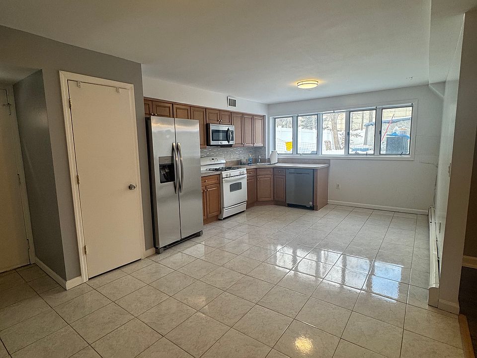 1st image of 315 E Ruby Ave