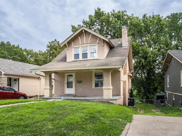 3013 Parkwood Blvd, Kansas City, KS 66104