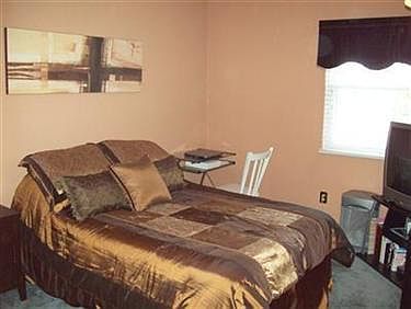 3rd image of 4454 Sandlewood Dr