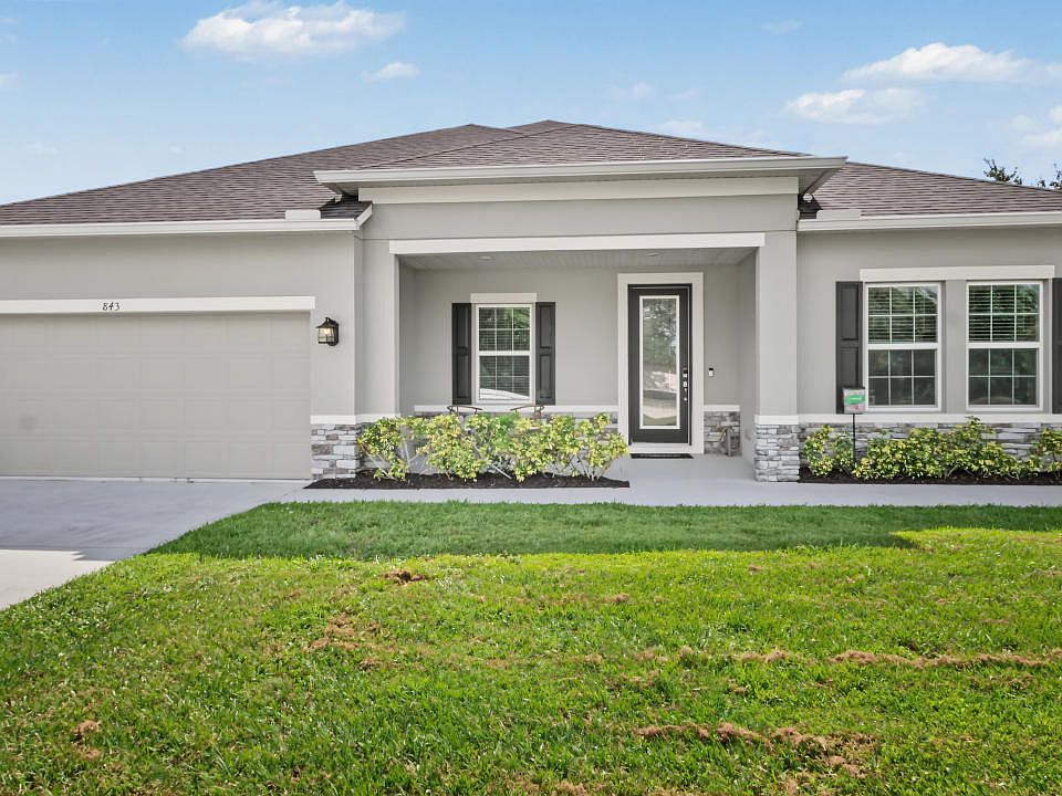 Find the perfect homesite for your family at Sebastian Highlands!