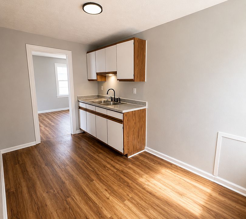 1st image of 525 E 222nd St Unit 2