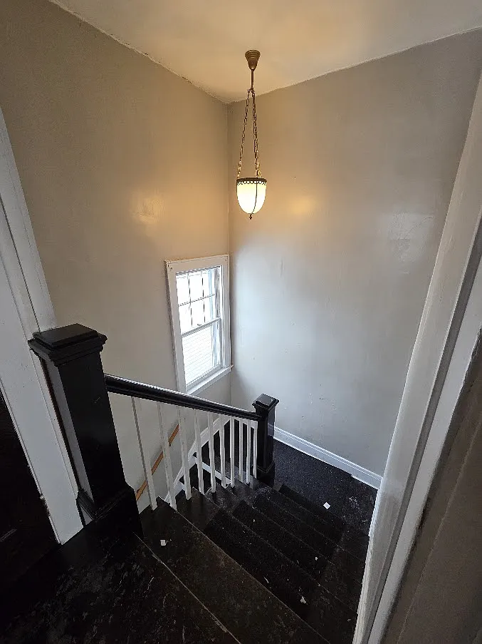Building Photo - 359 Hillsdale Ave #2