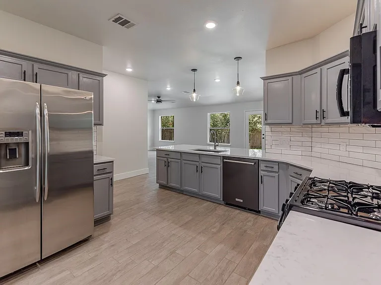 3213 Canyon Ledge Cv — Photo 8