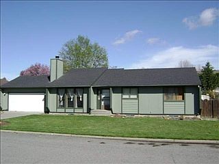 1st image of 23105 E Valleyway Ave