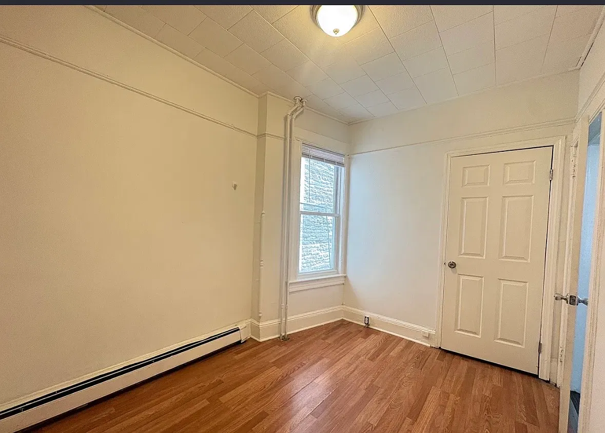 3 bed, $2,600 — Photo 4