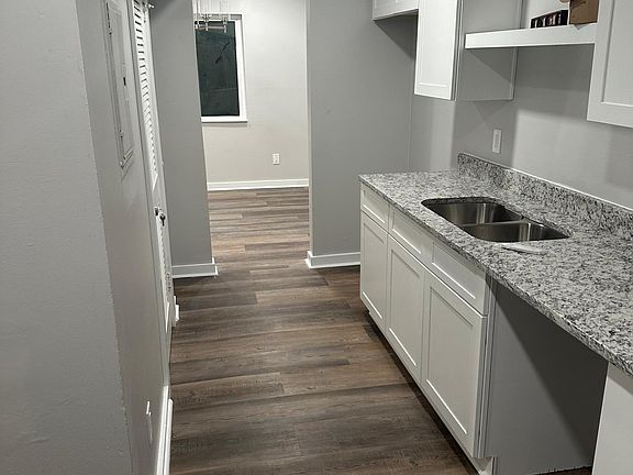 3rd image of 390 W Lake Ave NW APT B6