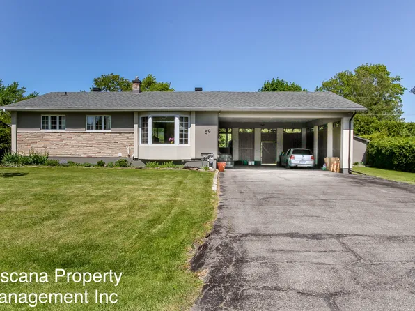 39 Sycamore Dr, Ottawa, ON K2H 6R4