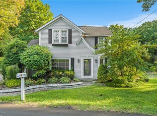 234 Swartz Rd, Akron, OH 44319