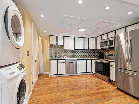 4th image of 5 Mulberry St