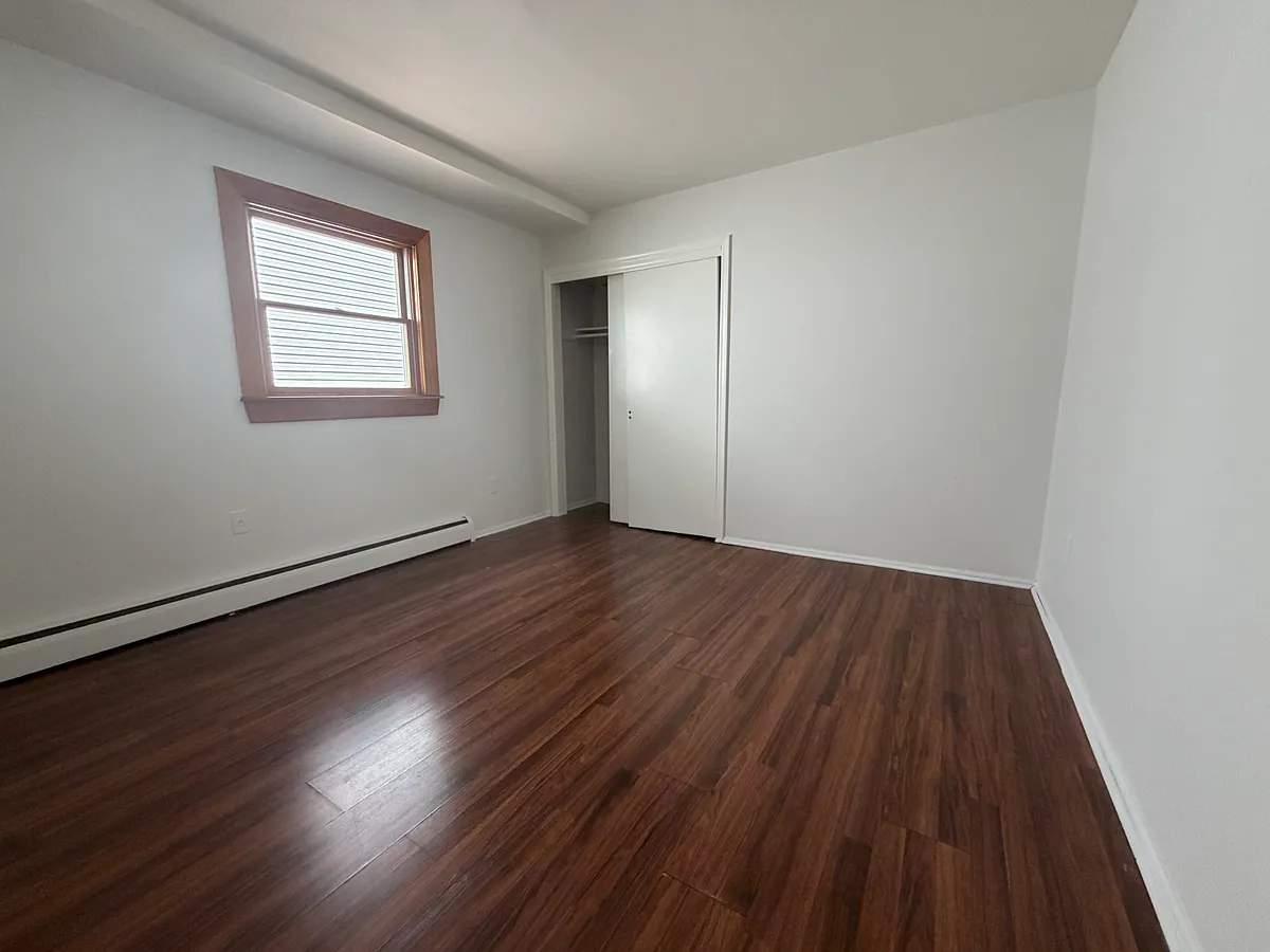 Building Photo - 368 Liberty Ave #1A