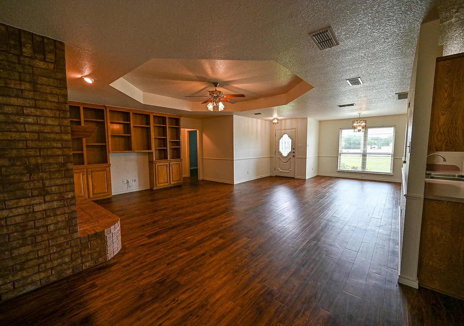 3 Bed 2 Bath SFR in Decatur — Photo 3