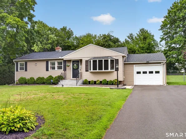 4 Palmer Road, North Haven, CT 06473