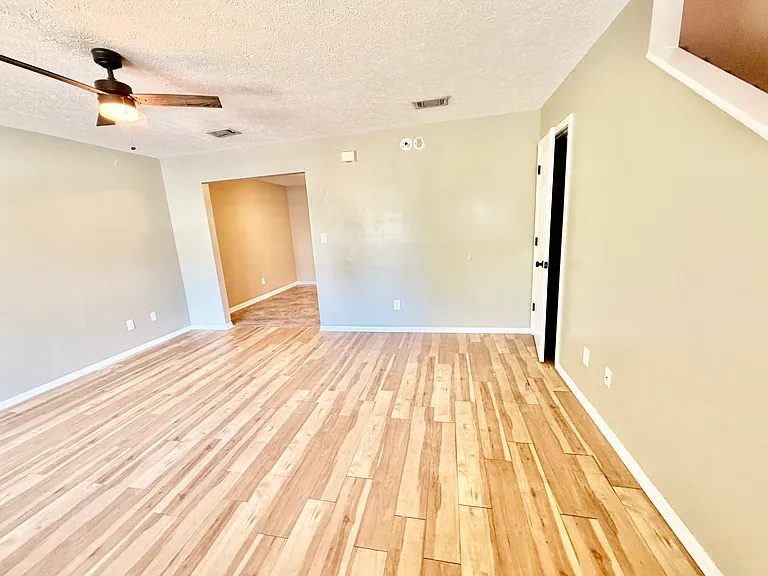 21104 S Lakeview Dr #2 — Photo 5