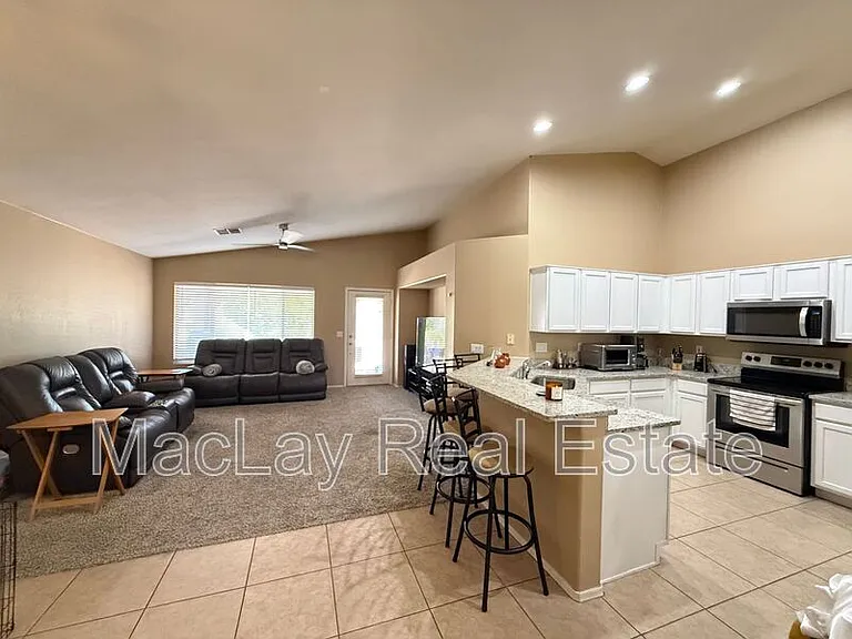 450 W Musket Pl — Photo 8