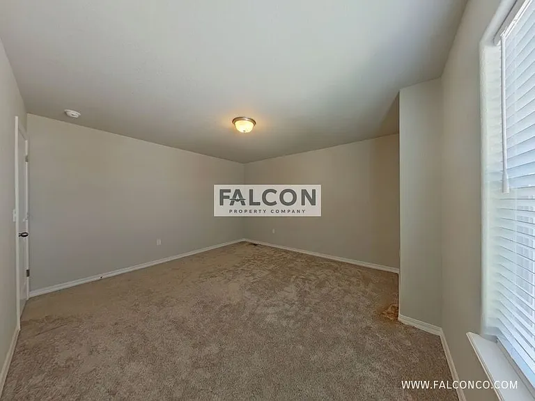 8335 Graphite Dr — Photo 23