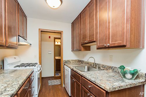 5th image of 800-820 & 840 West St #65