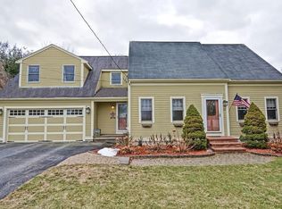 28 Kerry Dr, Attleboro, MA 02703