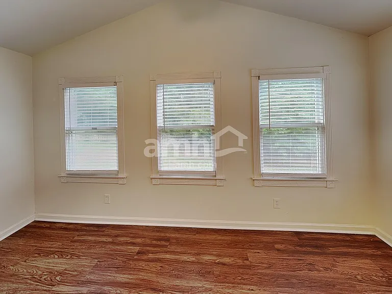 3331 Birchwood Trl — Photo 6